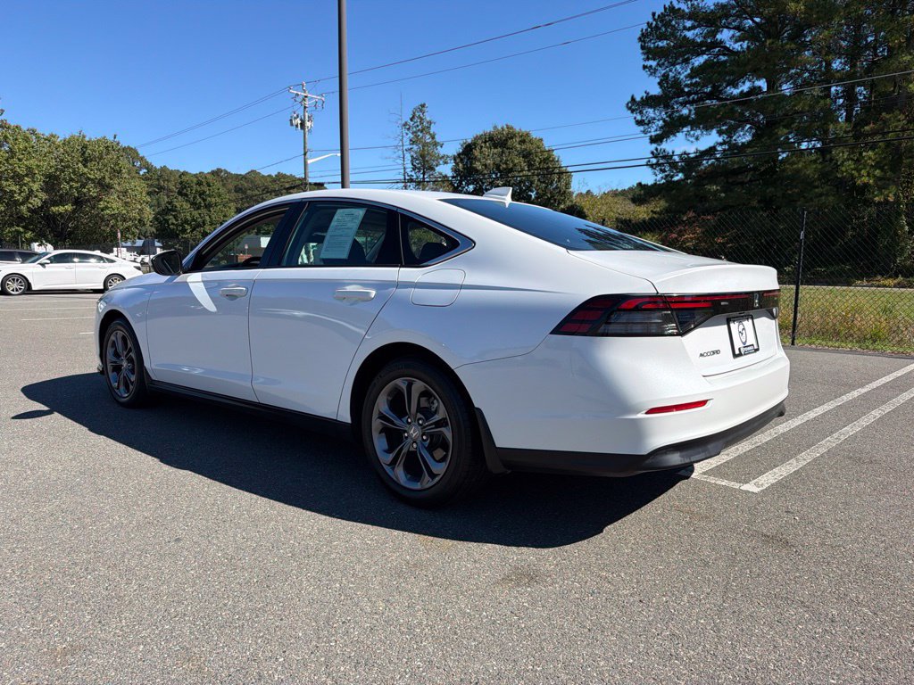 Used 2023 Honda Accord EX image 7