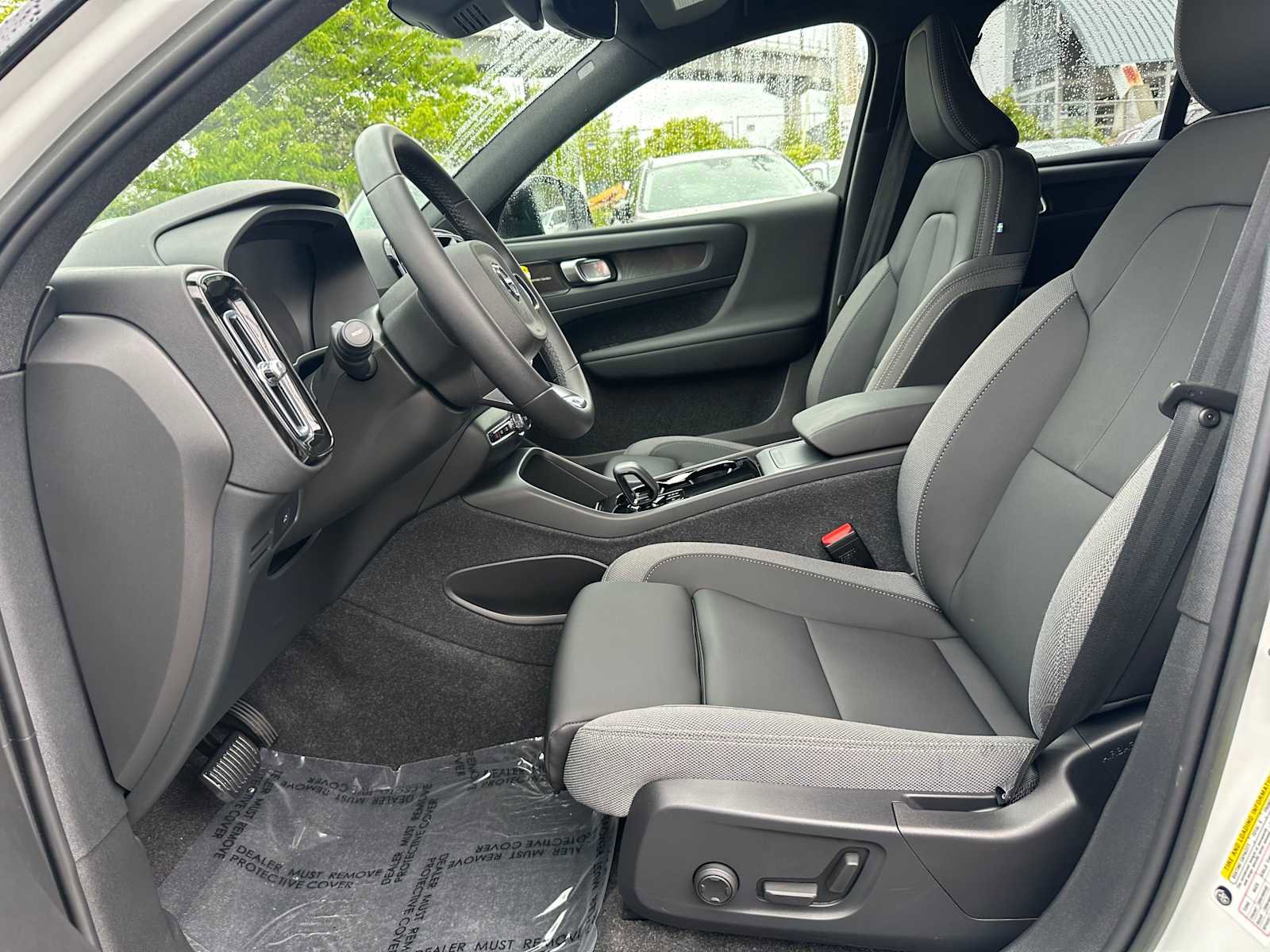 Certified 2023 Volvo XC40 Recharge Ultimate w/ Protection Package Premier AWD/4WD image 20