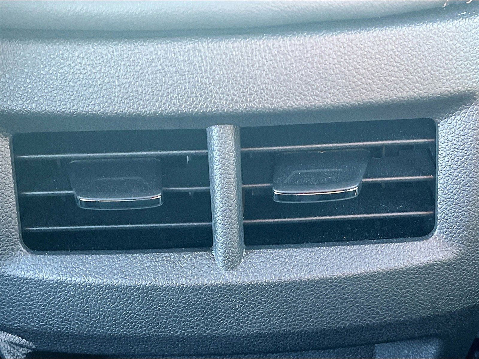 Used 2025 Cadillac CT4 Sport image 26