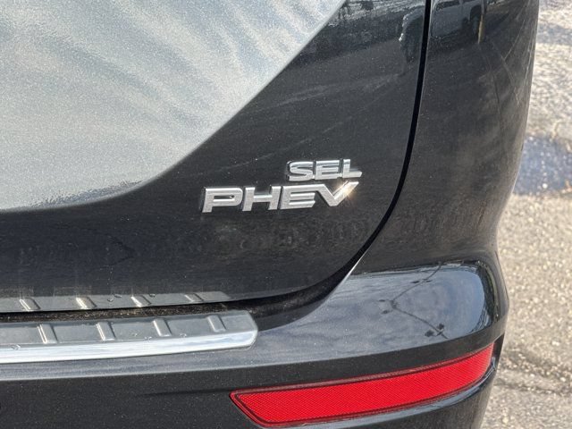 Used 2023 Mitsubishi Outlander SEL AWD/4WD image 9