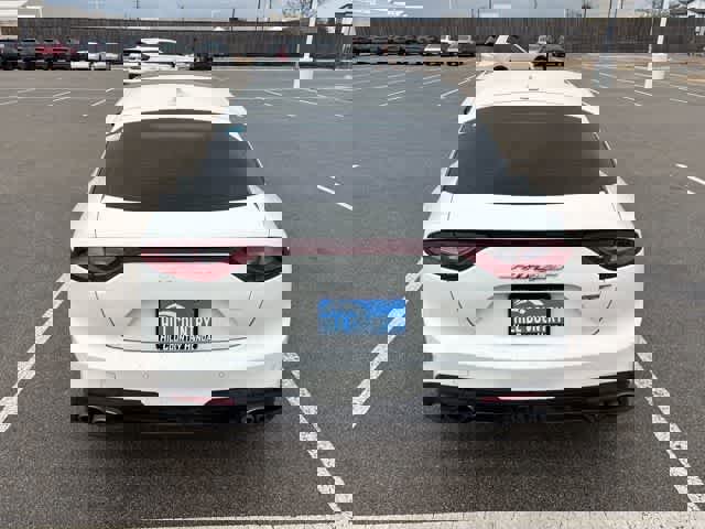 Used 2021 Kia Stinger GT1 image 4