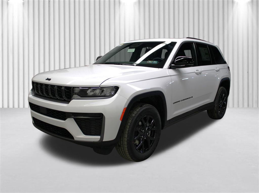 New 2026 Jeep Grand Cherokee Altitude image 8