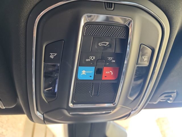 Used 2024 Jeep Wagoneer Series II w/ Flexible Seating Group image 20