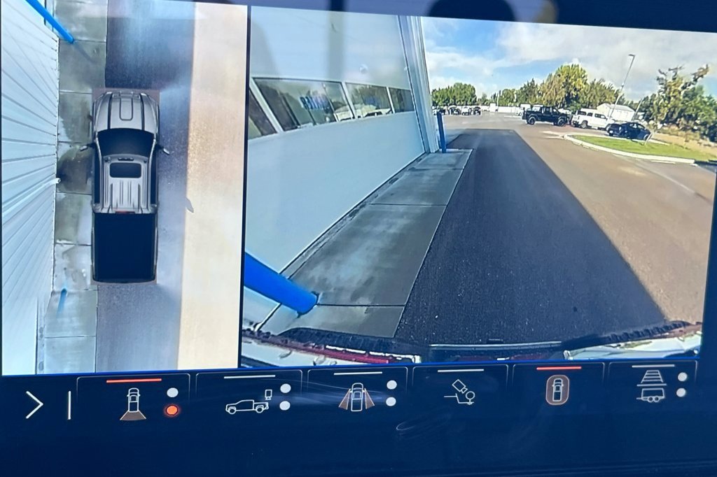 New 2026 GMC Sierra 3500 Denali w/ Denali Reserve Package image 16