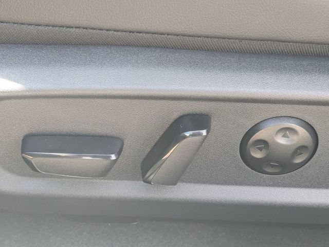 New 2026 Nissan Sentra SR w/ SR Premium Package FWD image 15