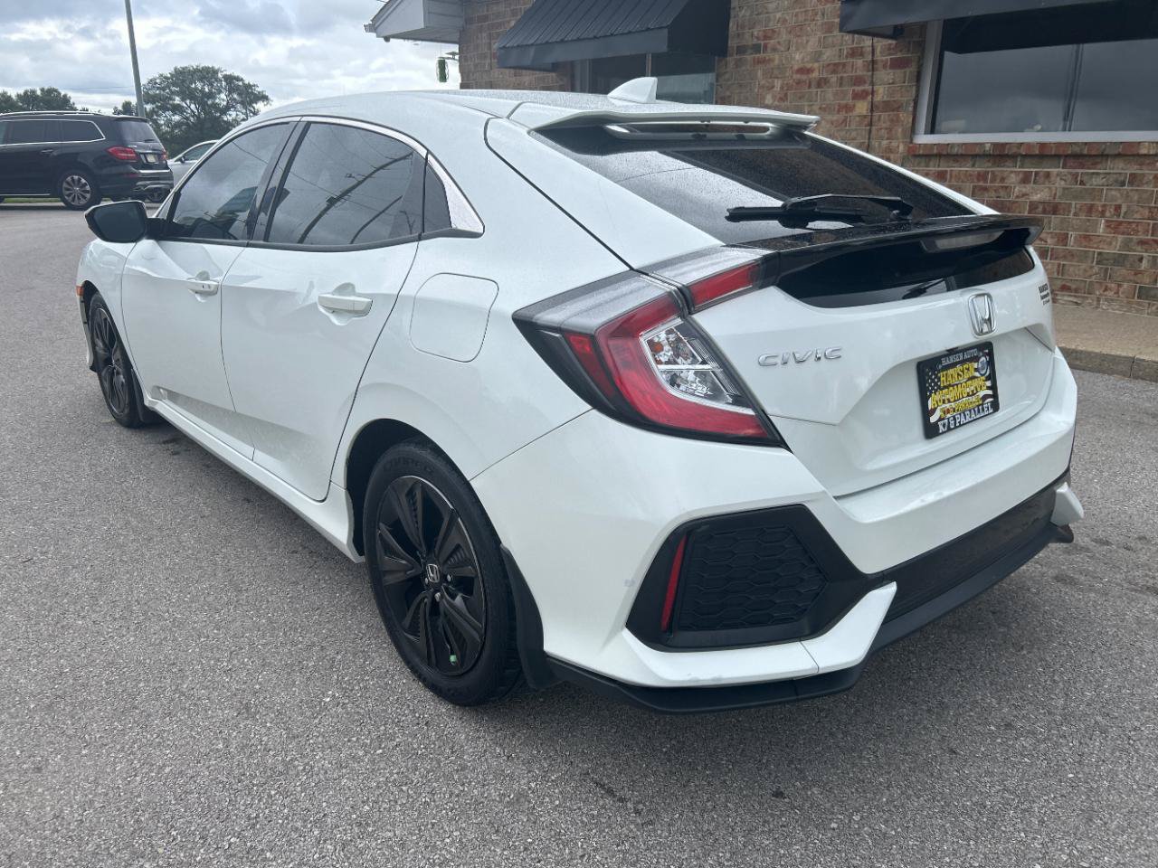 Used 2019 Honda Civic EX image 9