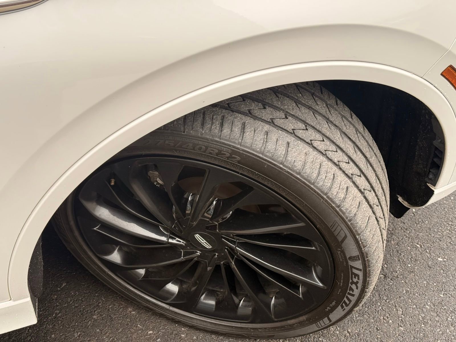 Used 2021 Lincoln Aviator Reserve w/ Equipment Group 210A image 16