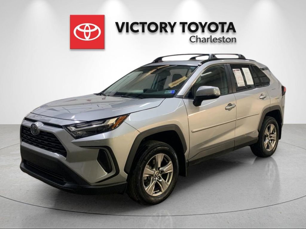 Used 2024 Toyota RAV4 XLE w/ Convenience Package image 1