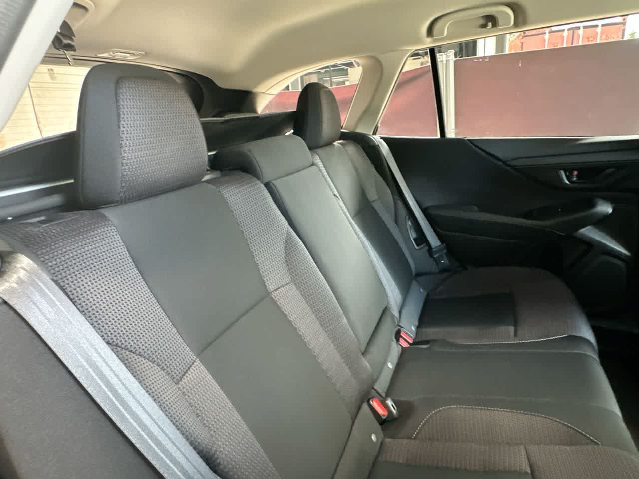 Used 2025 Subaru Outback AWD/4WD image 26