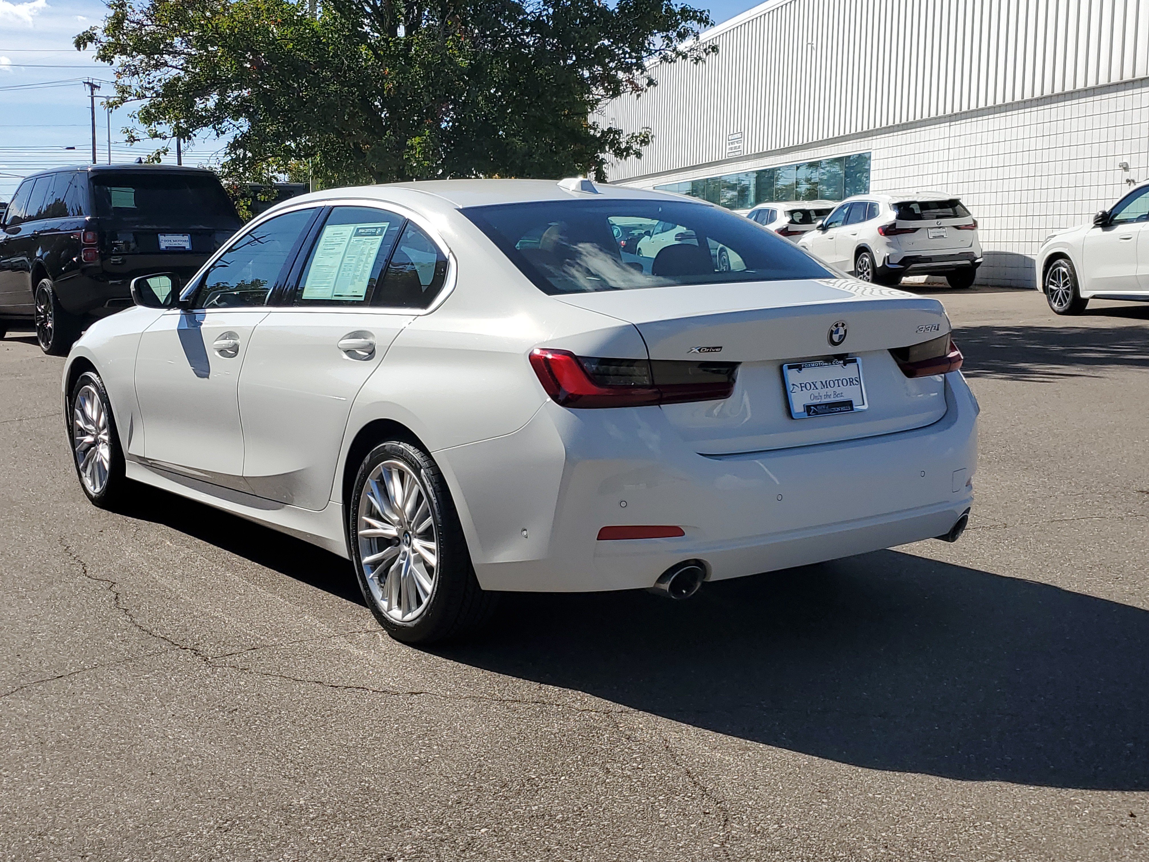 Certified 2024 BMW 330i xDrive Sedan w/ Convenience Package AWD/4WD image 3