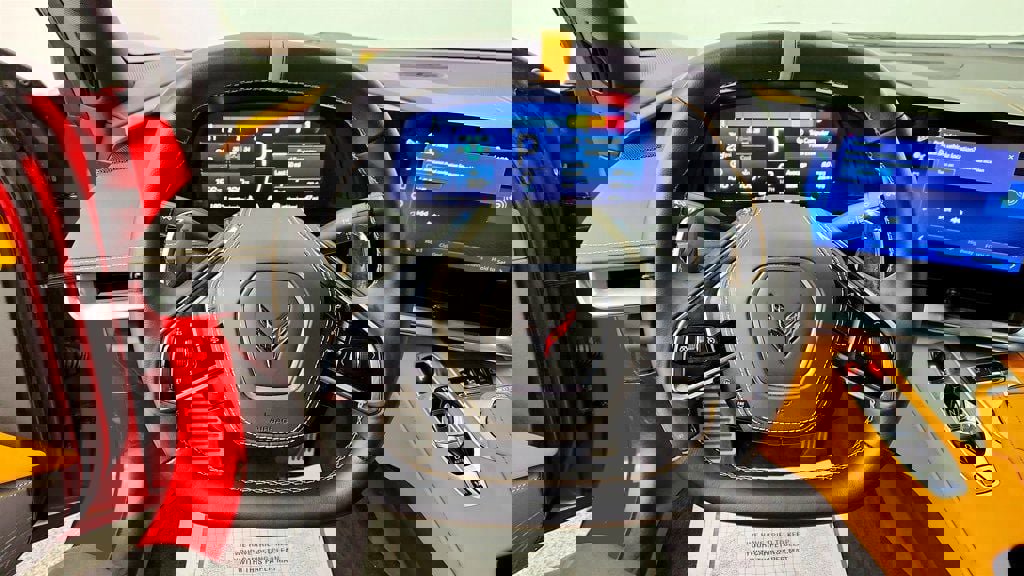 Used 2025 Chevrolet Corvette Stingray Preferred Cpe w/ Body-Color Dual Roof Package RWD image 14