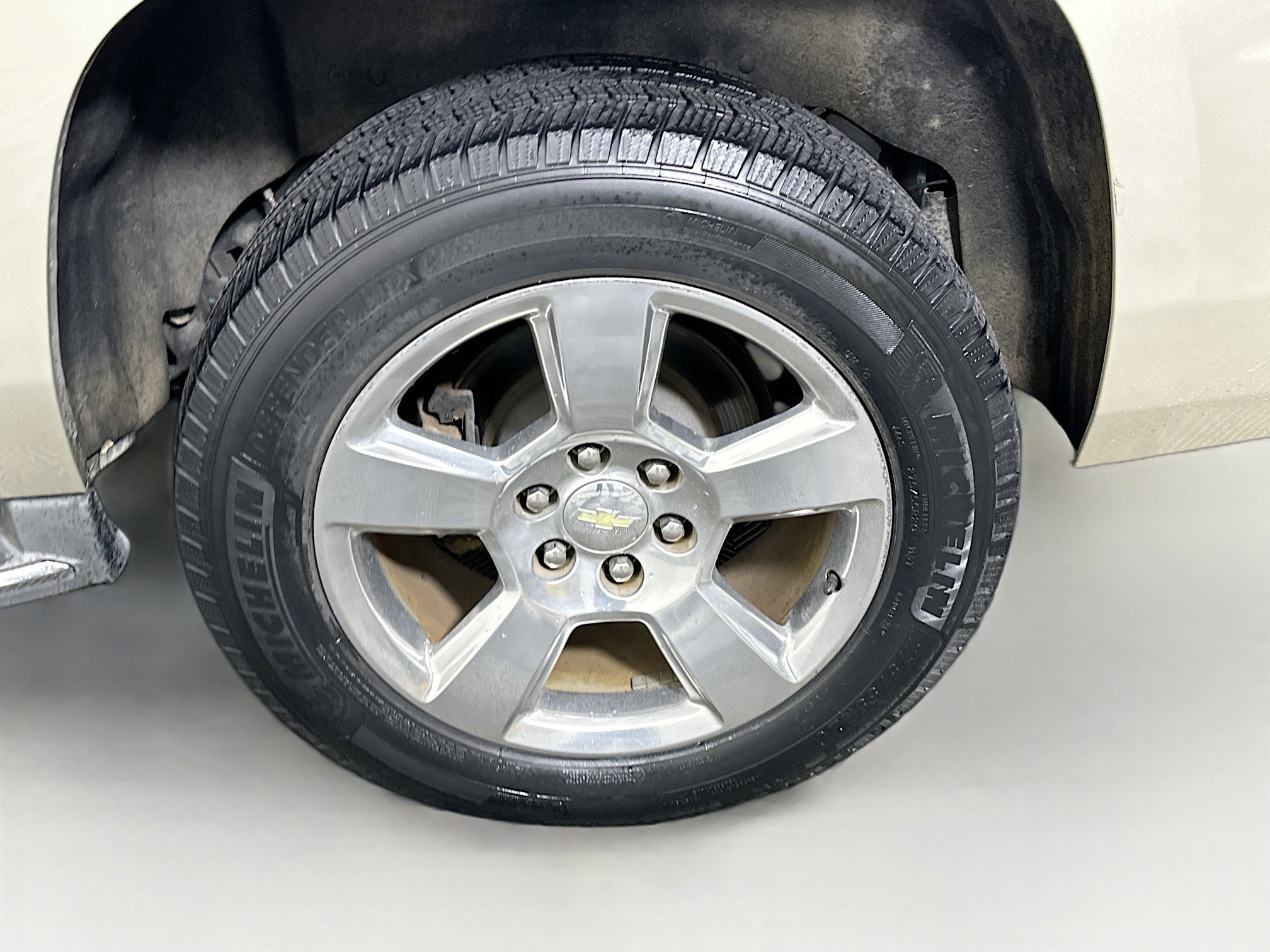 Used 2016 Chevrolet Suburban LTZ AWD/4WD image 11