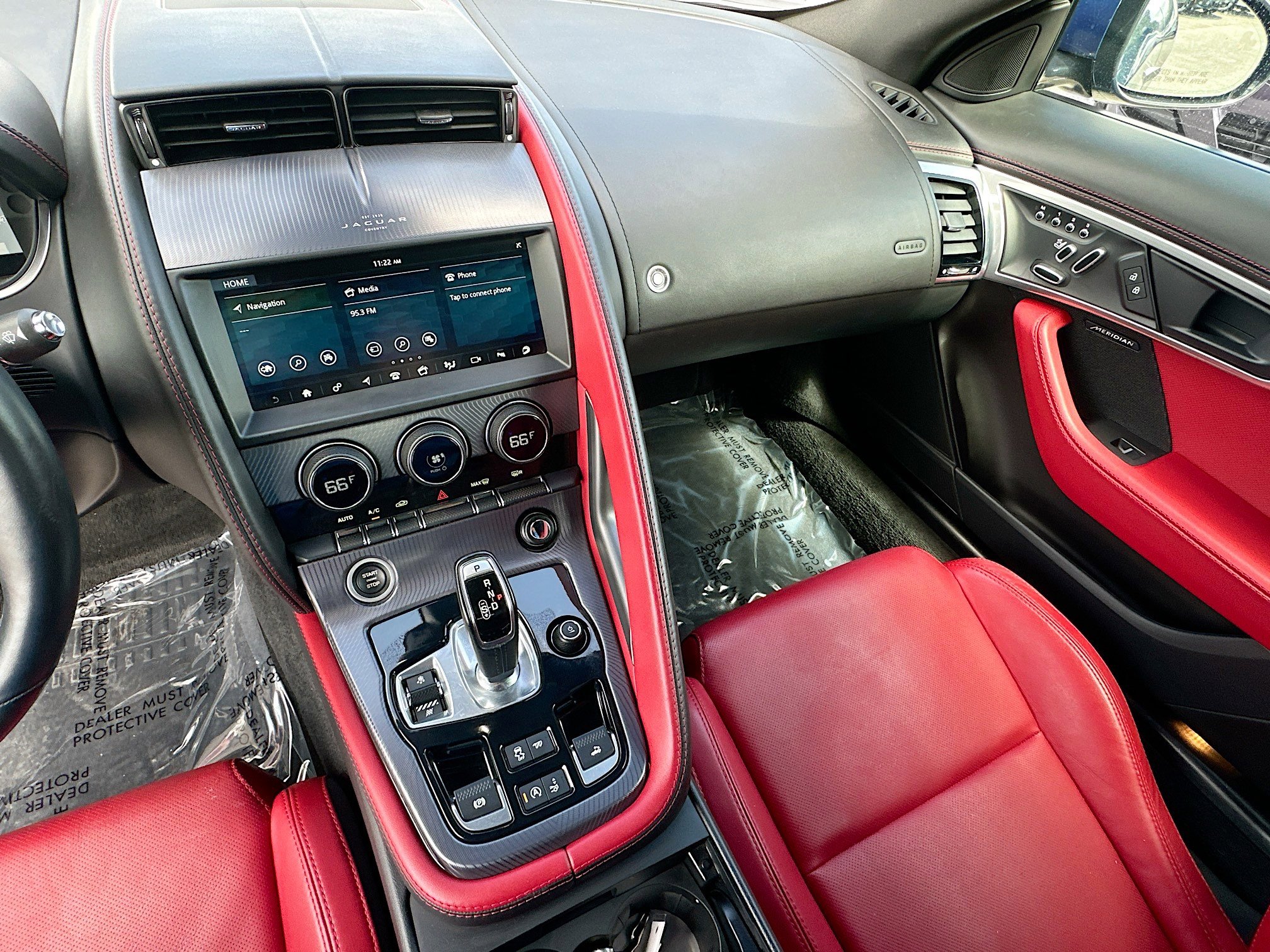 Used 2022 Jaguar F-TYPE Convertible image 23