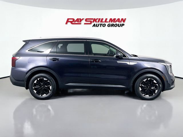 Used 2025 Kia Sorento S w/ Panoramic Sunroof Package FWD image 8