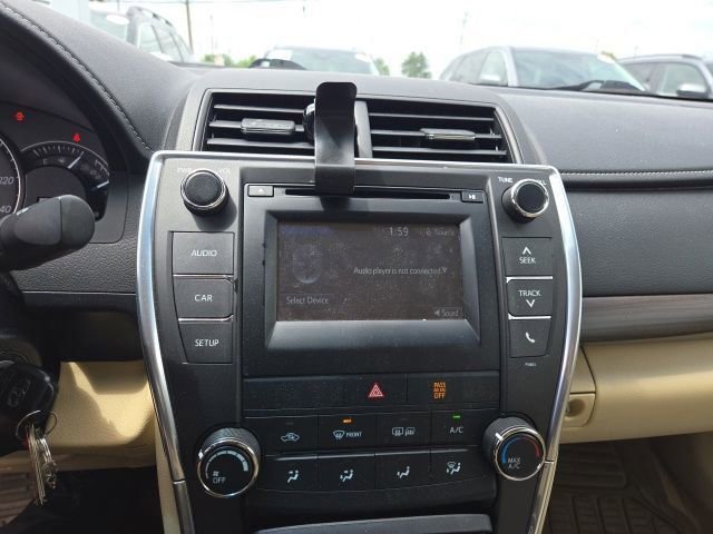 Used 2015 Toyota Camry LE FWD image 8