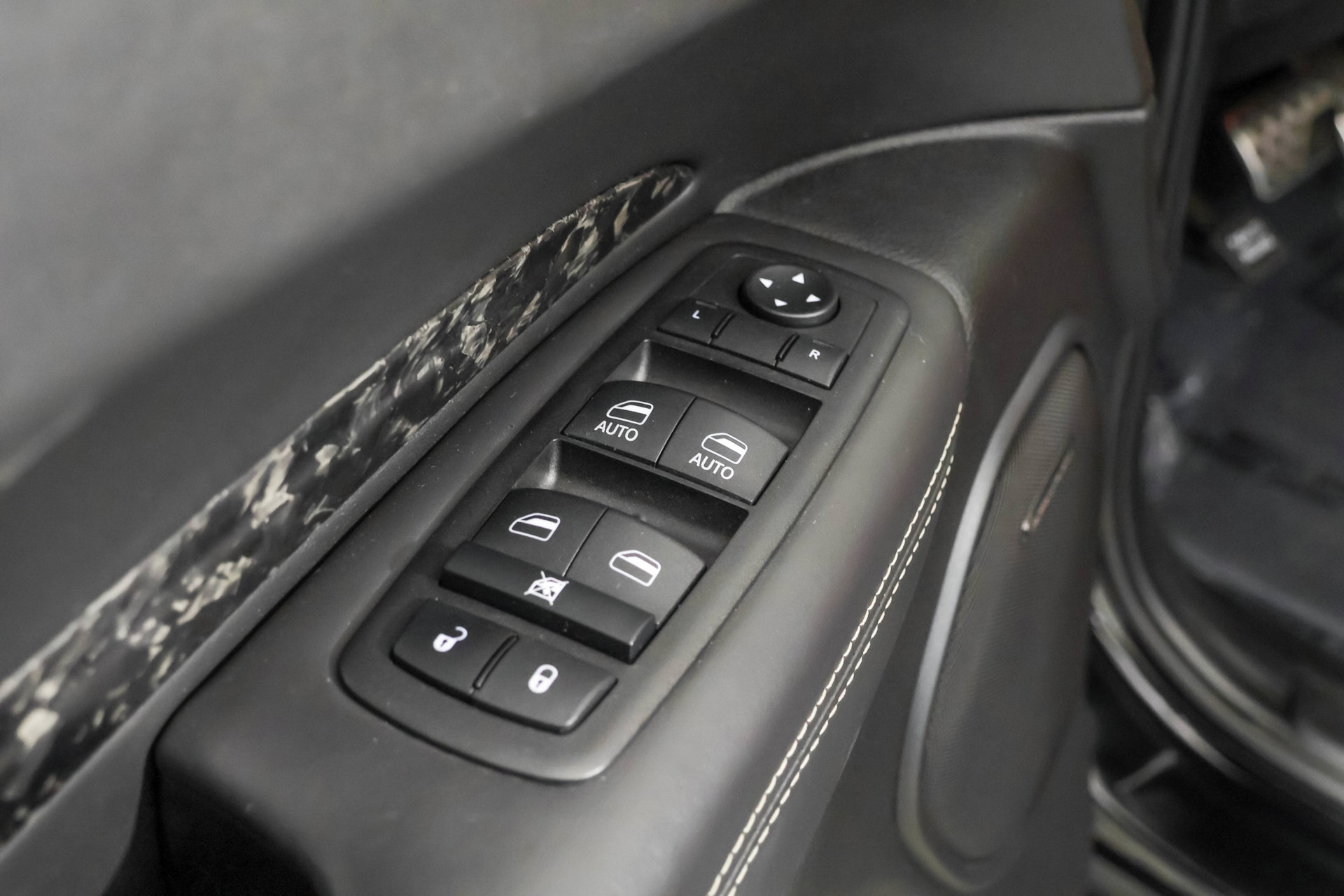 Used 2023 Dodge Durango SRT AWD/4WD image 35