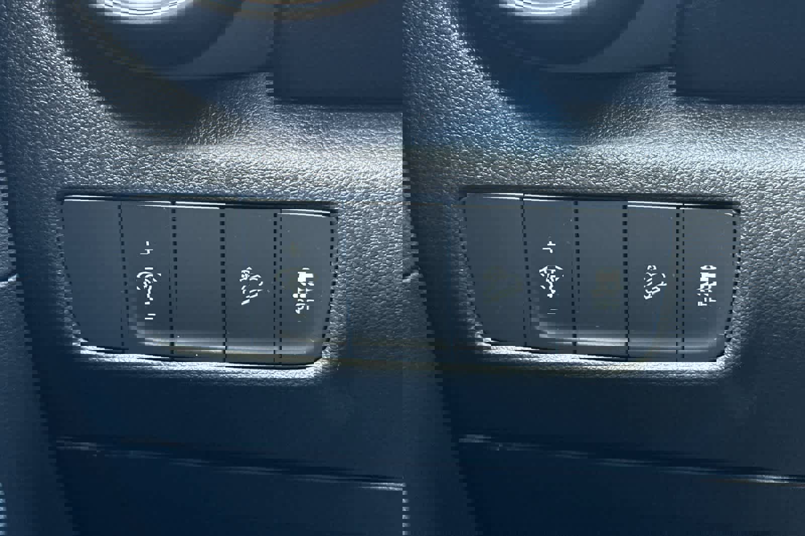 Used 2022 Hyundai Kona SEL image 29