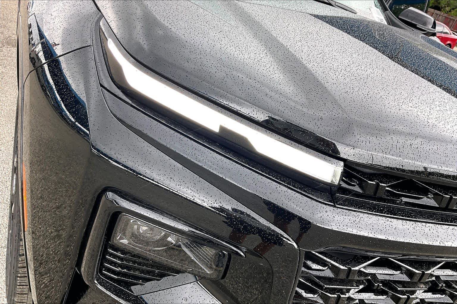 New 2026 Chevrolet Traverse RS w/ LPO, Floor Liner Package FWD image 13