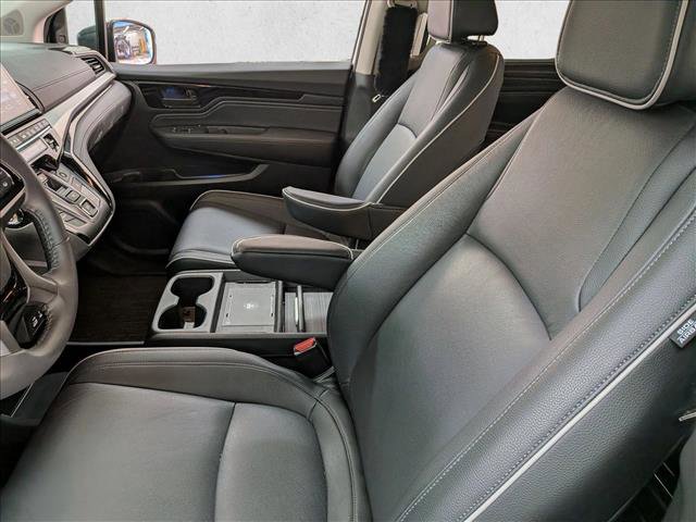 Used 2025 Honda Odyssey Touring image 14