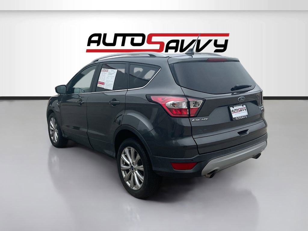 Used 2018 Ford Escape Titanium w/ Ford Safe & Smart Package FWD image 5