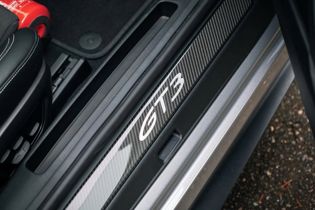 Used 2022 Porsche 911 GT3 RWD image 44