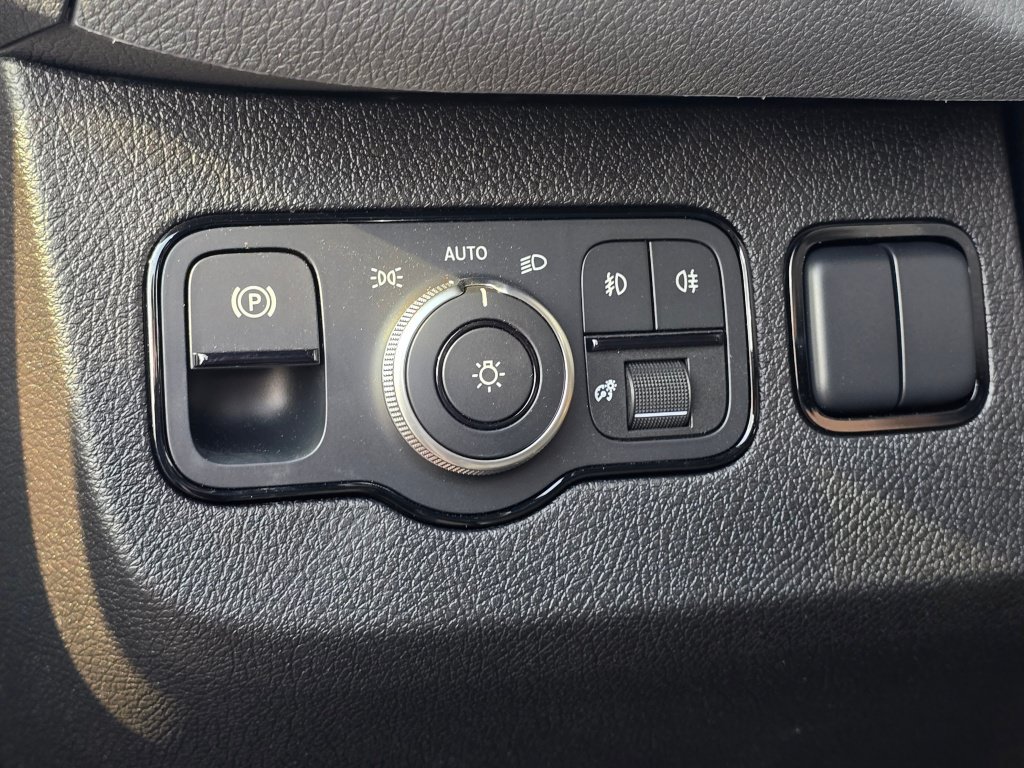 New 2026 Mercedes-Benz Sprinter 2500 image 30