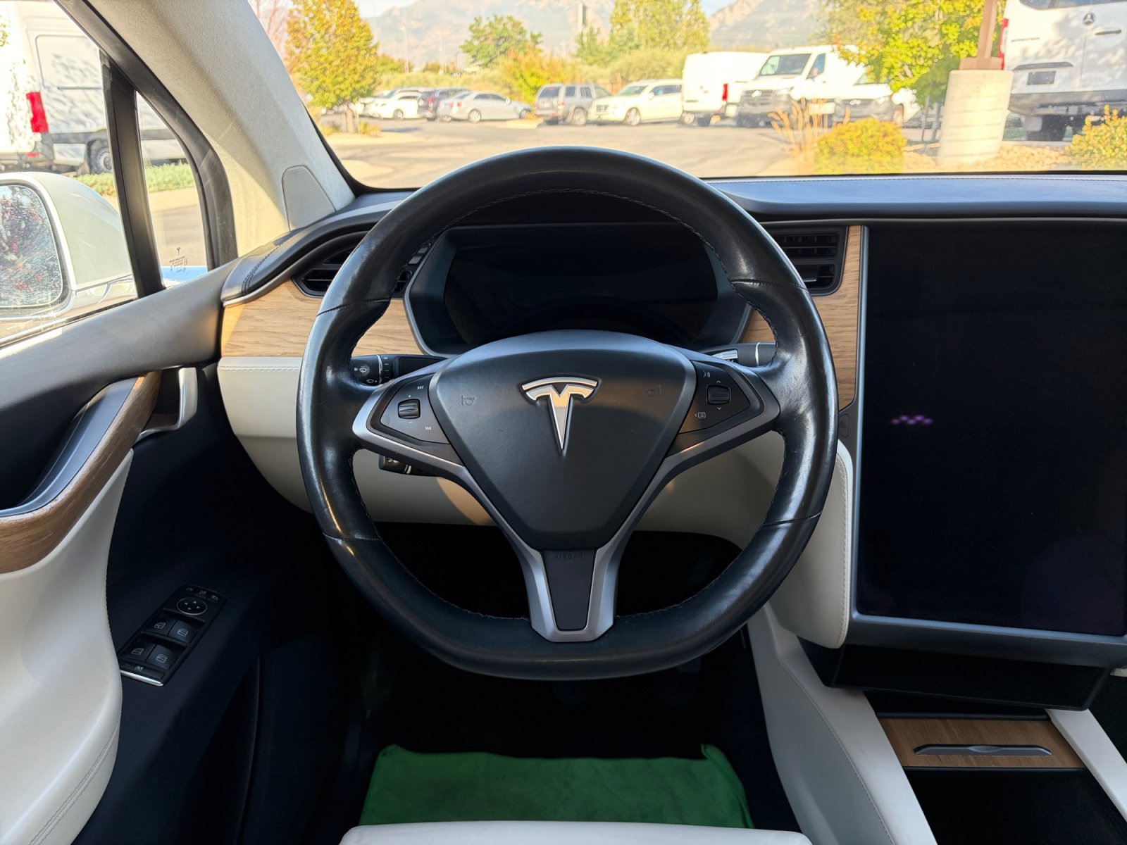 Used 2019 Tesla Model X Long Range AWD/4WD image 9
