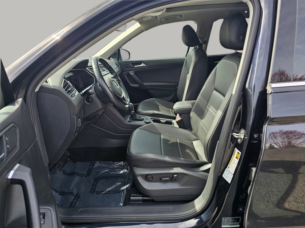 Used 2019 Volkswagen Tiguan SEL w/ 3rd Row Seat Package image 20