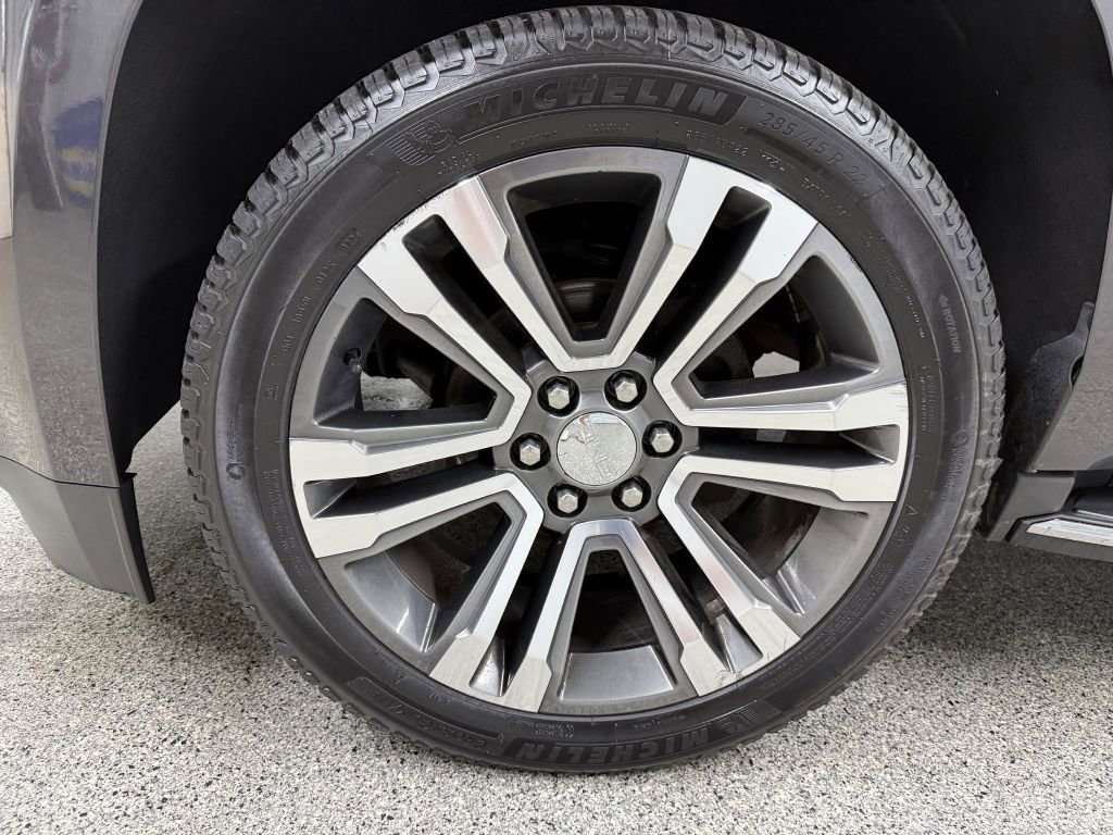 Used 2017 GMC Yukon Denali w/ Open Road Package image 38