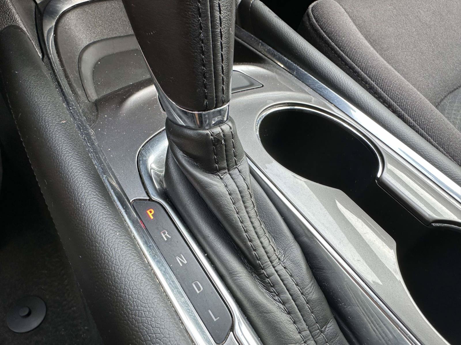 Used 2017 Chevrolet Malibu LT FWD image 21