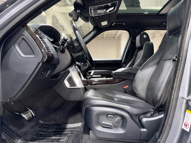 Used 2014 Land Rover Range Rover Supercharged image 10