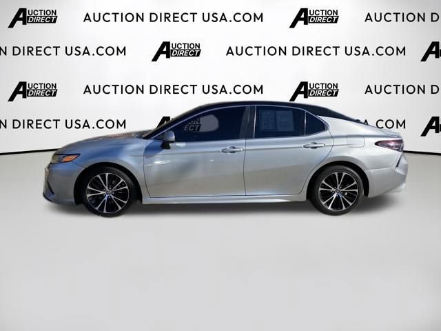 Used 2020 Toyota Camry SE image 8