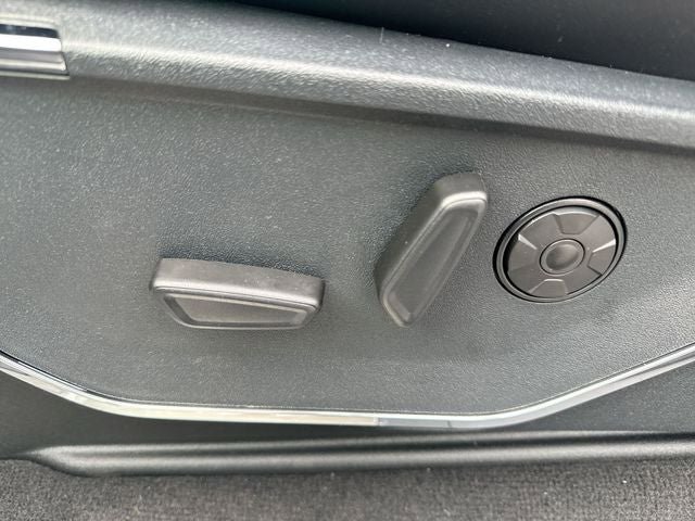 New 2026 Ford F250 Platinum AWD/4WD image 13