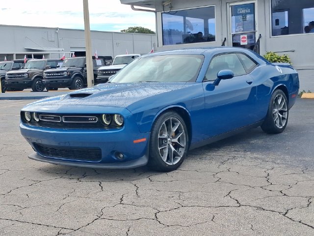 Used 2022 Dodge Challenger GT RWD image 2