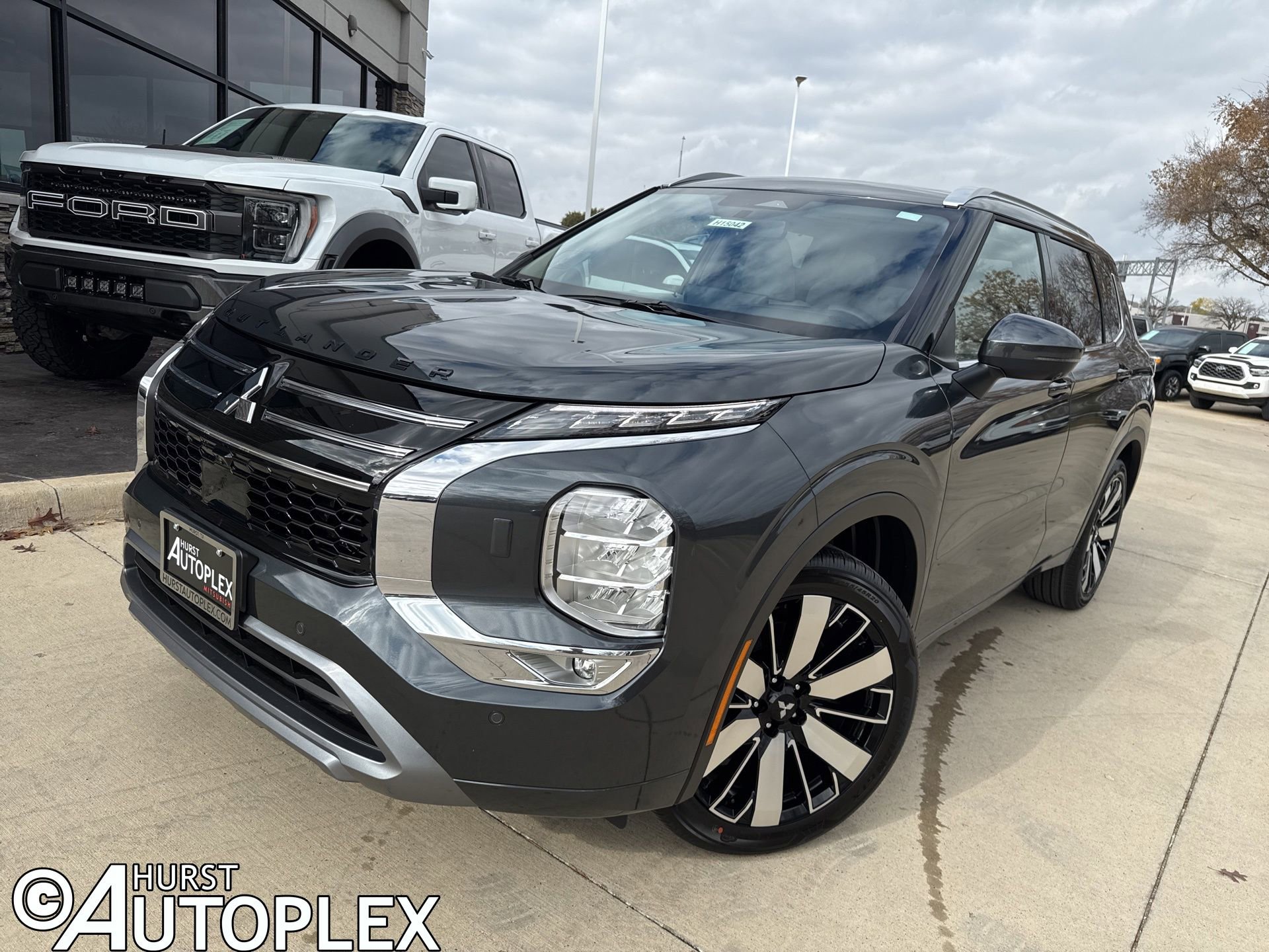 New 2026 Mitsubishi Outlander SEL