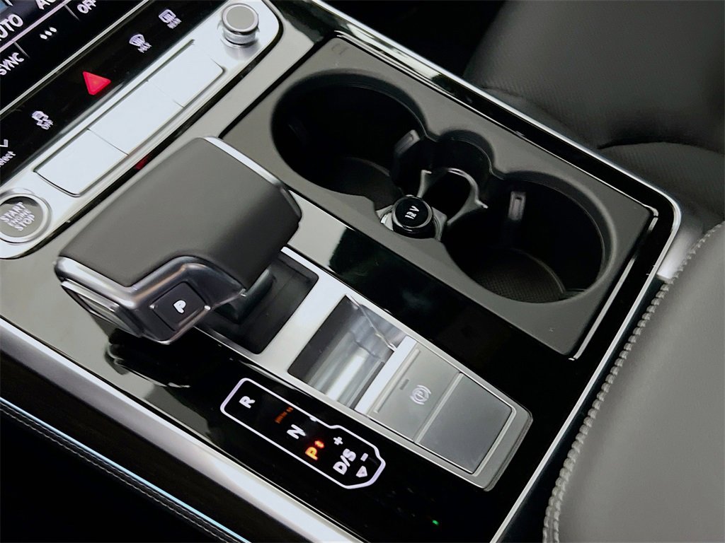 New 2026 Audi Q8 Premium Plus image 18