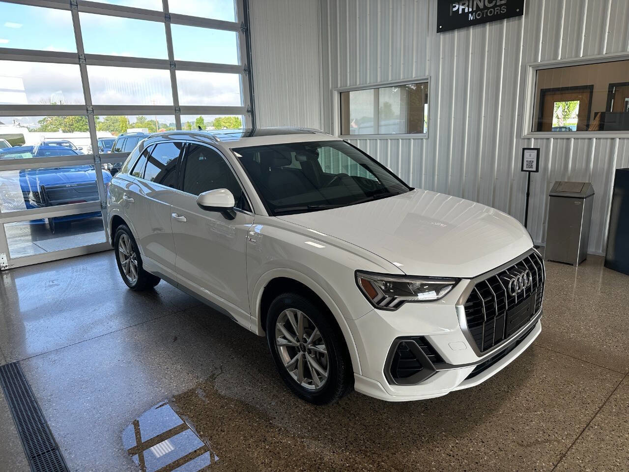 Used 2023 Audi Q3 2.0T Premium image 18