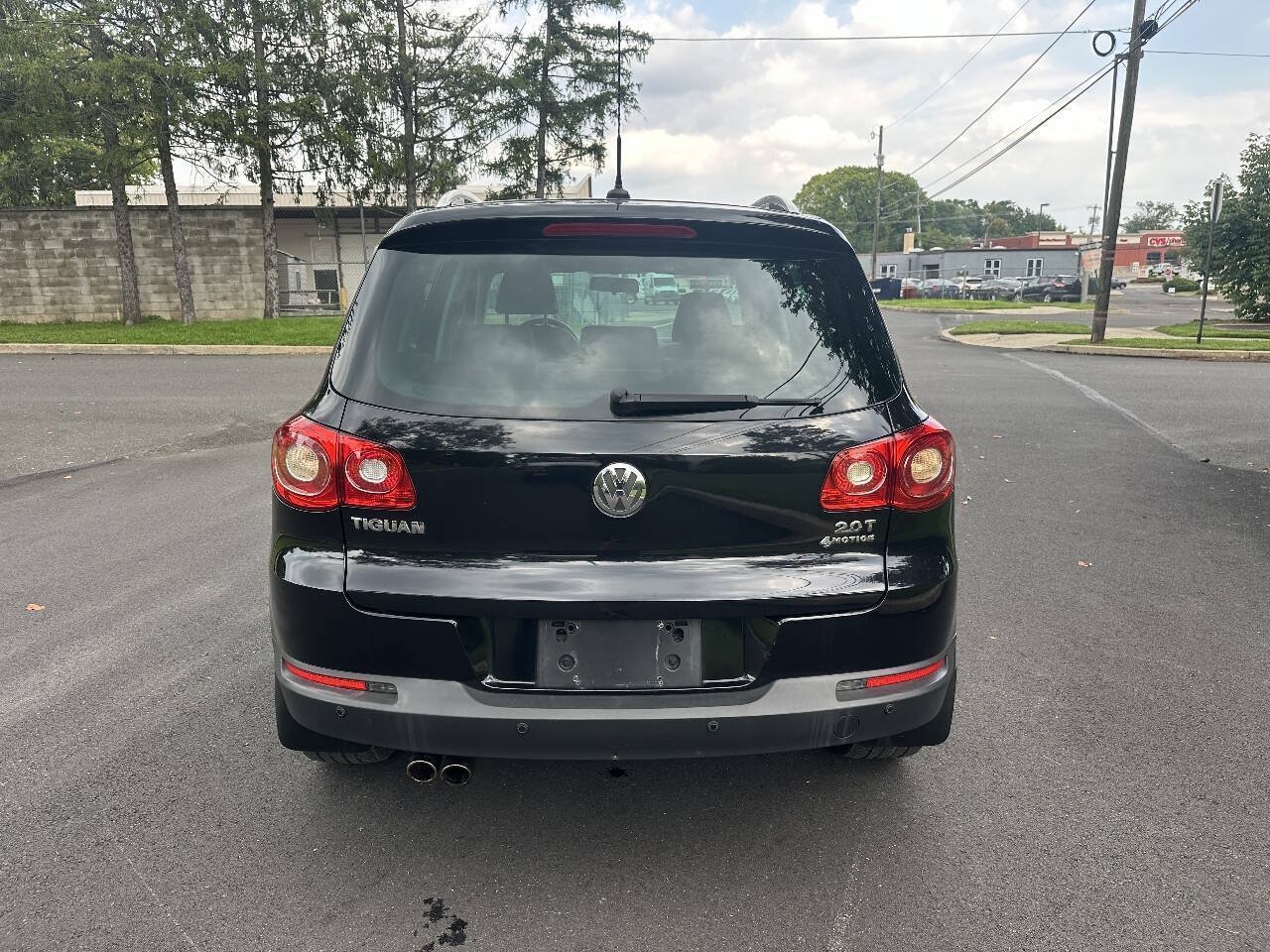 Used 2011 Volkswagen Tiguan SE AWD/4WD image 7