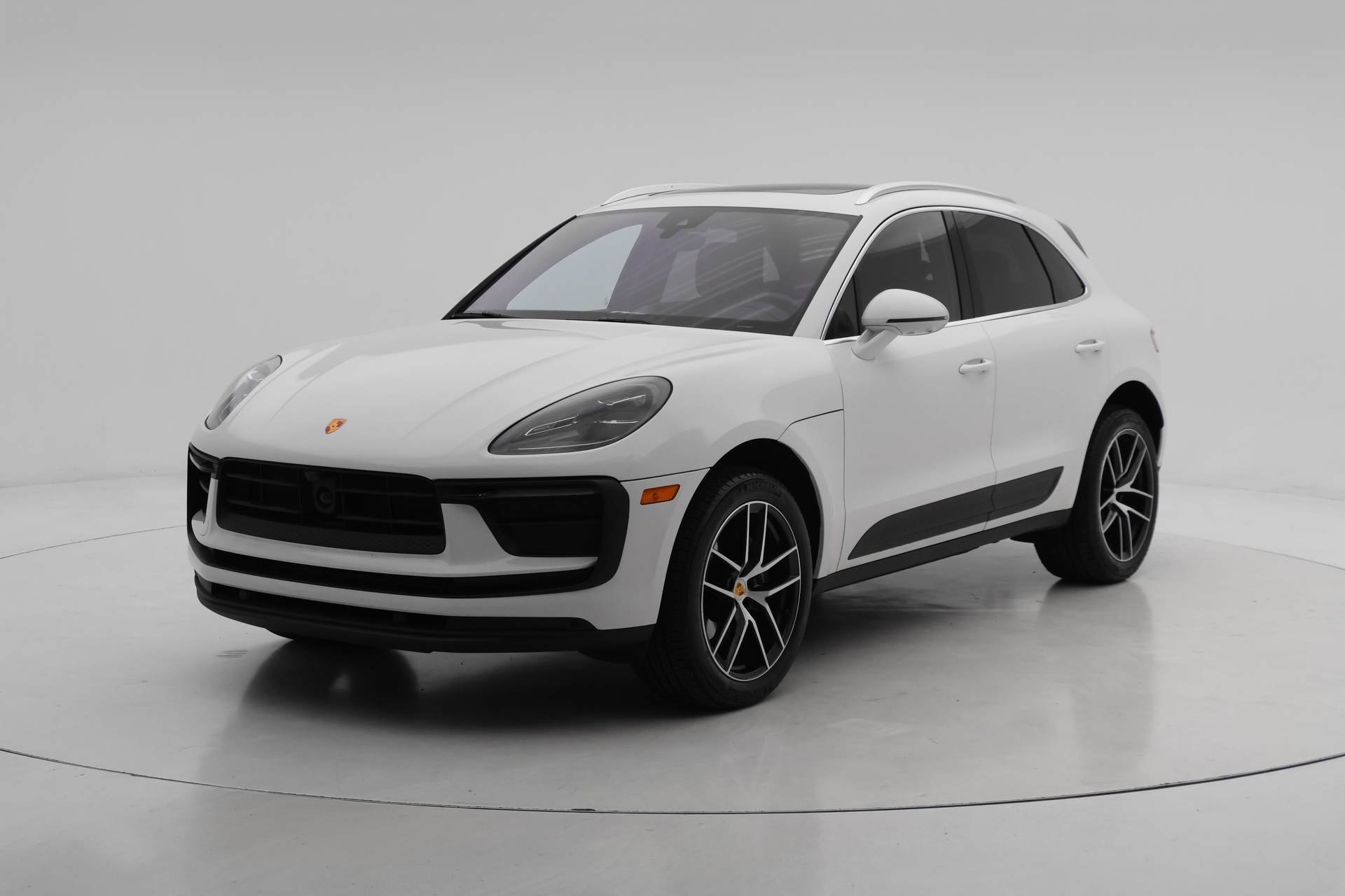 Certified 2024 Porsche Macan