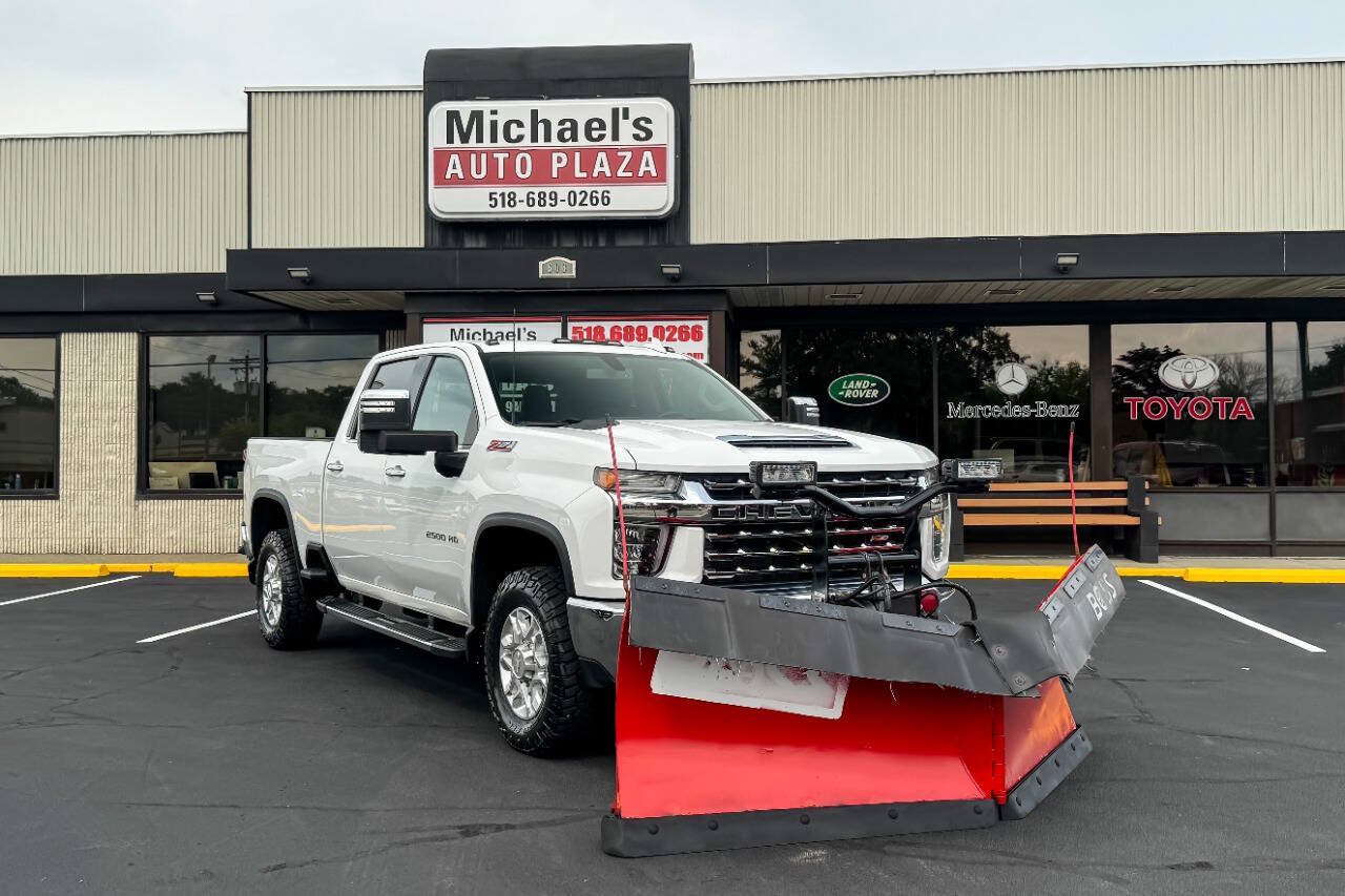 Used 2020 Chevrolet Silverado 2500 LTZ w/ LTZ Convenience Package AWD/4WD image 2