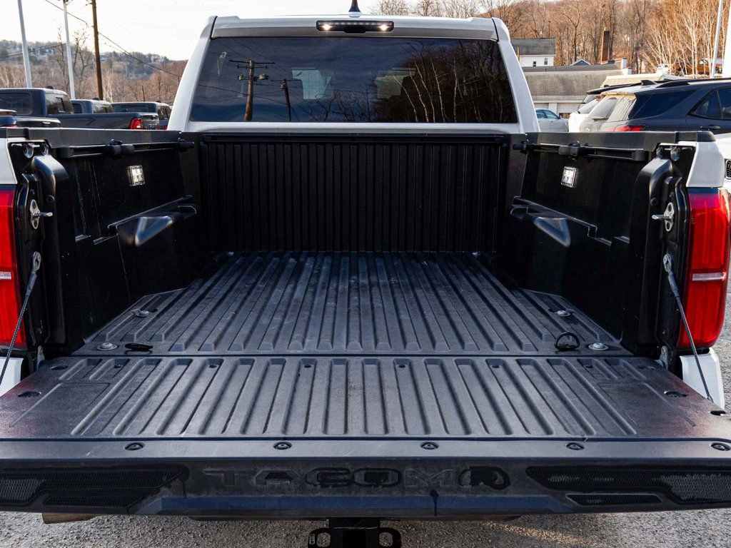 Used 2024 Toyota Tacoma TRD Sport image 35