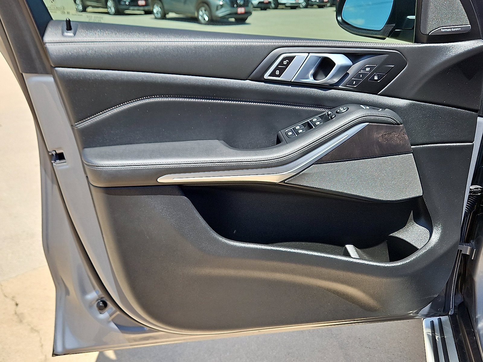 Used 2024 BMW X5 xDrive40i image 14