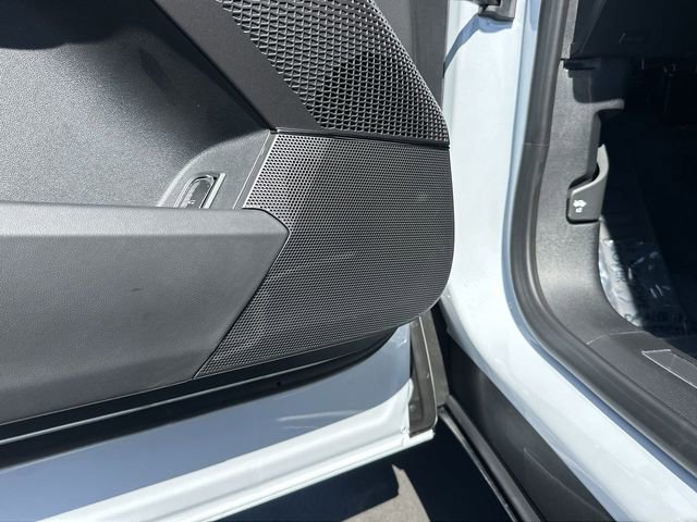 New 2026 Cadillac Lyriq Luxury image 25