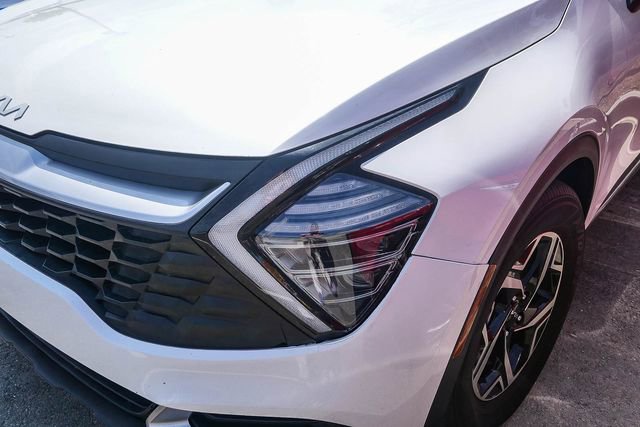 Certified 2024 Kia Sportage LX image 7