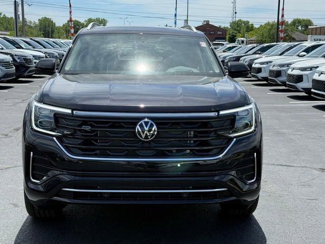 New 2026 Volkswagen Atlas SEL Premium R-Line AWD/4WD image 2