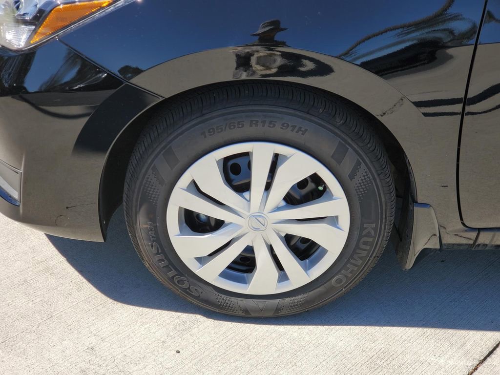 Certified 2025 Nissan Versa S w/ Trunk Package image 12