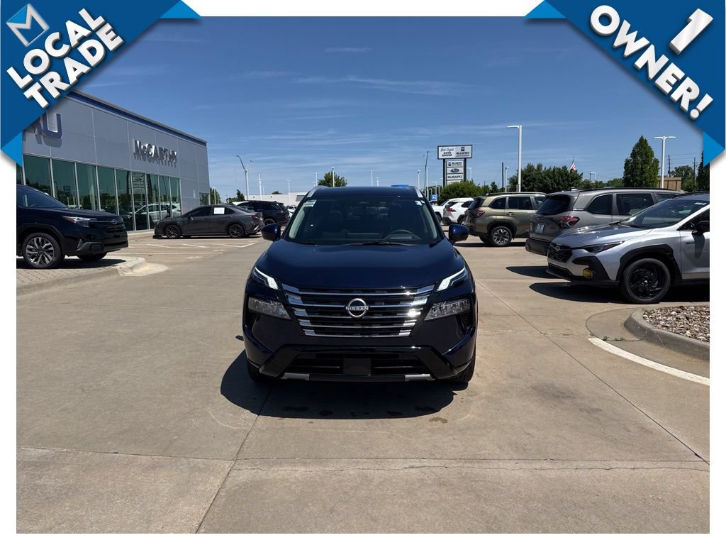 Used 2026 Nissan Rogue Platinum w/ Platinum Premium Package AWD/4WD image 2