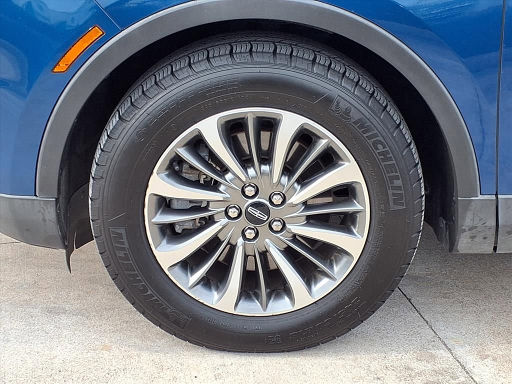 Used 2020 Lincoln Nautilus Reserve w/ Class II Trailer Tow Package image 25