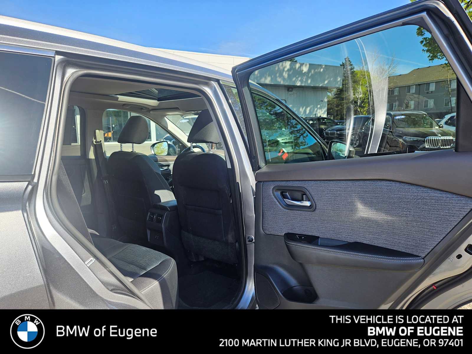 Used 2021 Nissan Rogue SV image 14