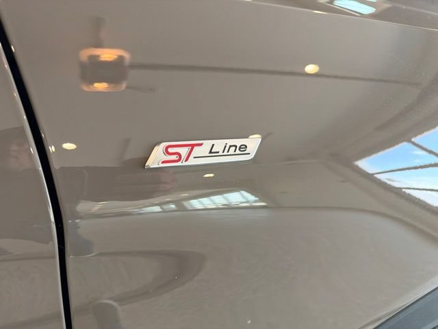 New 2026 Ford Explorer ST-Line w/ ST-Line Street Pack AWD/4WD image 7